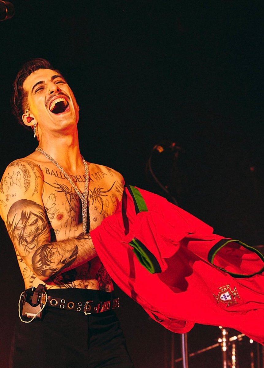 this is now my favourite picture in the whole world