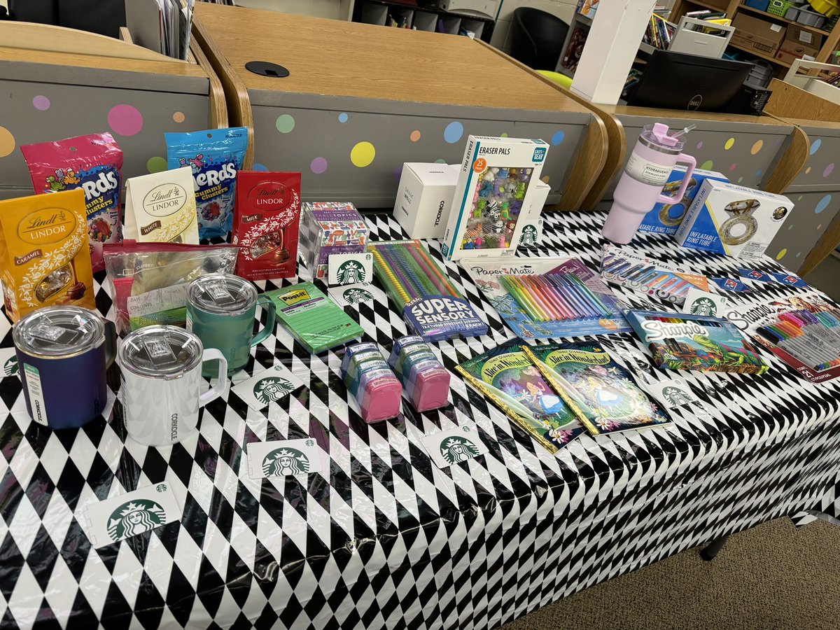 Ready to welcome staff back Monday! 🖤💛#alice