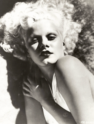 audioharlo's tweet photo. A few folks on YT have asked me if my SFW name is a reference to Jean Harlow - it wasn't planned that way, but I'll see your Harlow and raise you a Garbo.
Two iconic actresses and HUGE inspirations.
I chose a black, white, and grey palette for a reason. 😉 https://t.co/oMoZFESM8s