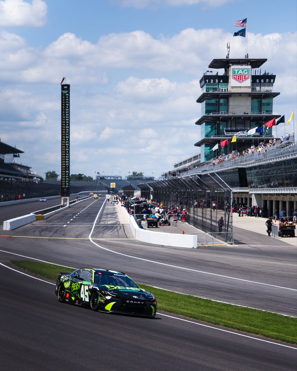 NASCAR's tweet photo. A big start to a big weekend.

@TylerReddick goes fastest in #Brickyard400 practice at @IMS! https://t.co/fiZkZQiAyk