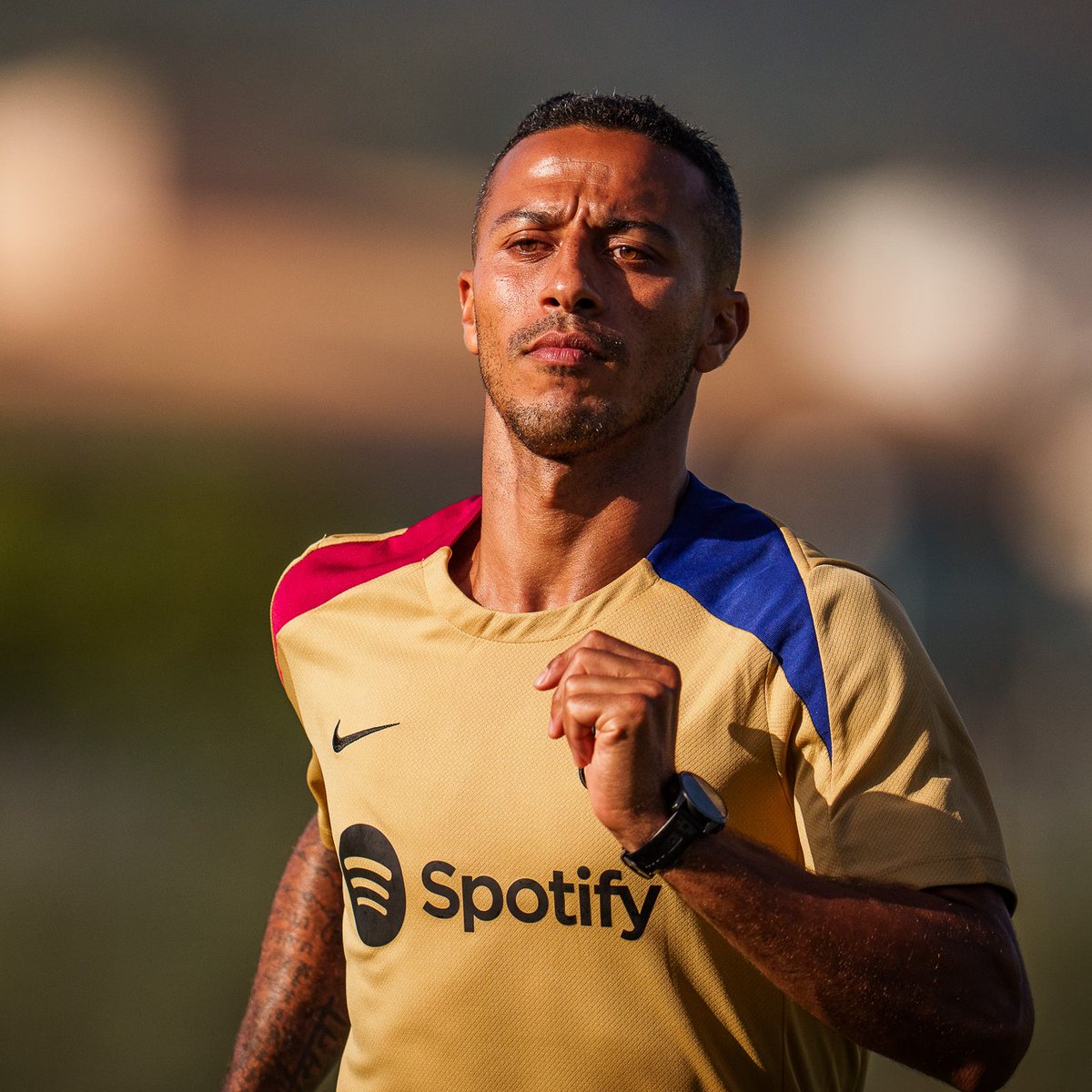 Qué bien que volviste, Thiago