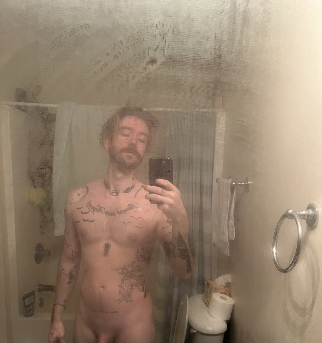 xdrewdrop's tweet photo. bro it’s fuckin steamy #nsfwtwt https://t.co/mrwBkejEz8