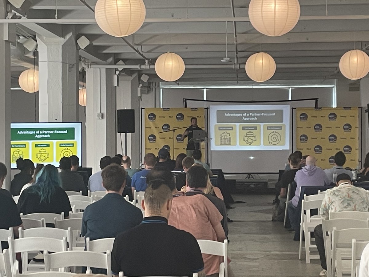 Now up at #devrelcon, <a href="/gchorba/">Gene Chorba</a> talking about building successful partner developer relations ecosystems. <a href="/devrelcon/">DevRelCon</a>