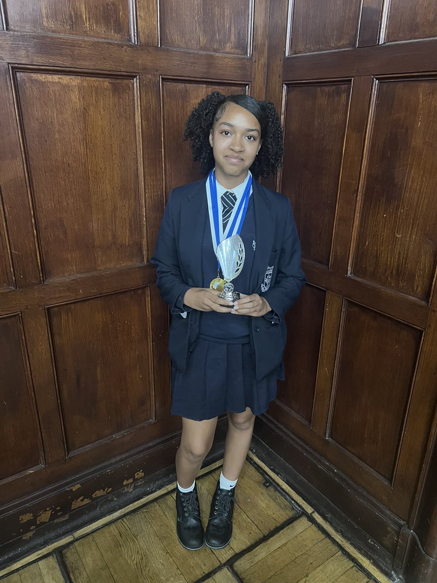thegrangebushey's tweet photo. ๐ A humid and warm final assembly in The Grand Hall this lunchtime, but spirits were high! ๐ Congratulations to the Principal's Award winner and to all who received awards. ๐๐ #SchoolPride #AwardWinners #FinalAssembly #Congratulations #AchievementUnlocked #thegrangeacademy https://t.co/lnp53zorbH