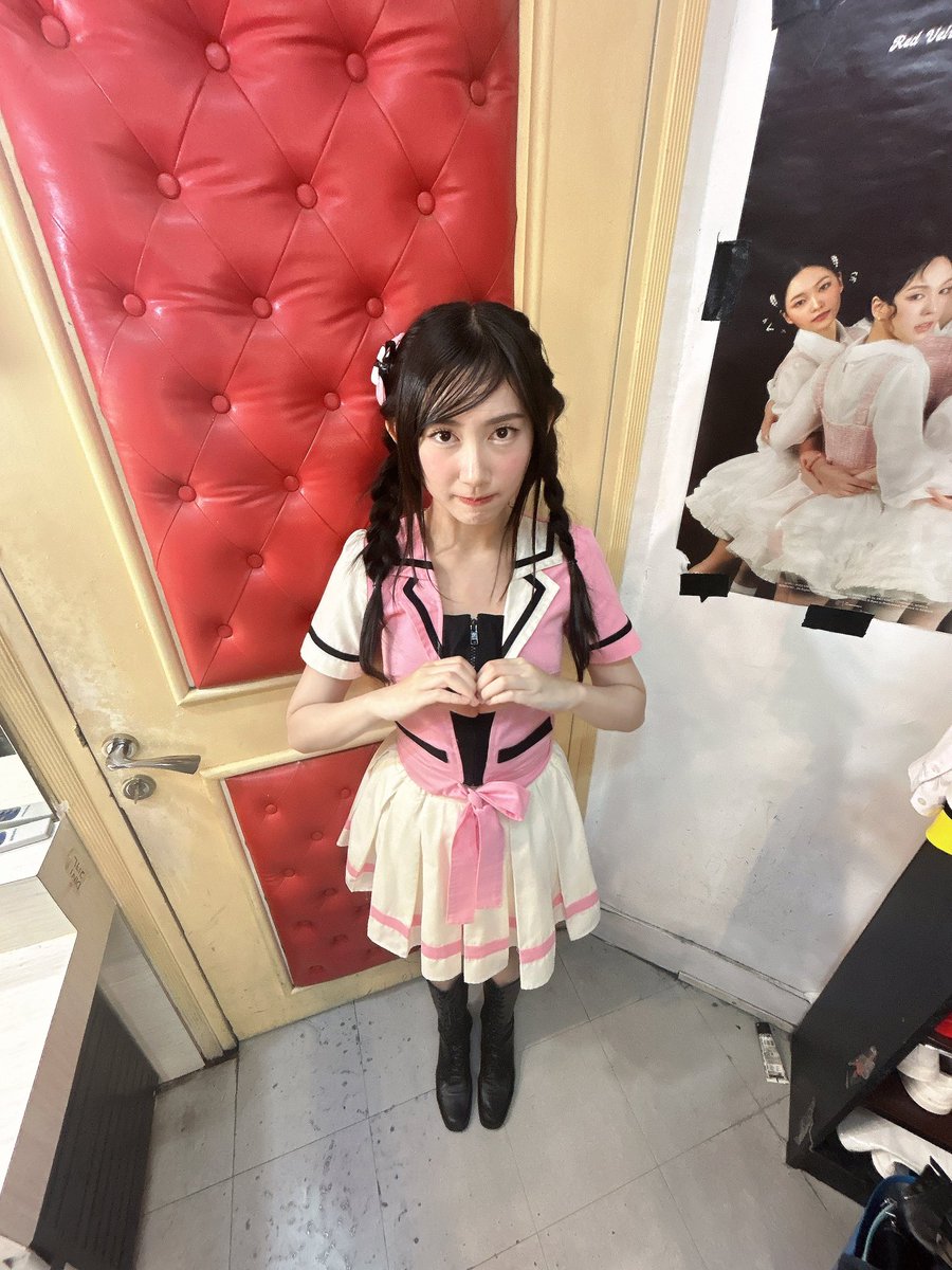 C_JessiJKT48's tweet photo. 👧🏻🌸 https://t.co/Lt1DqRzjiS