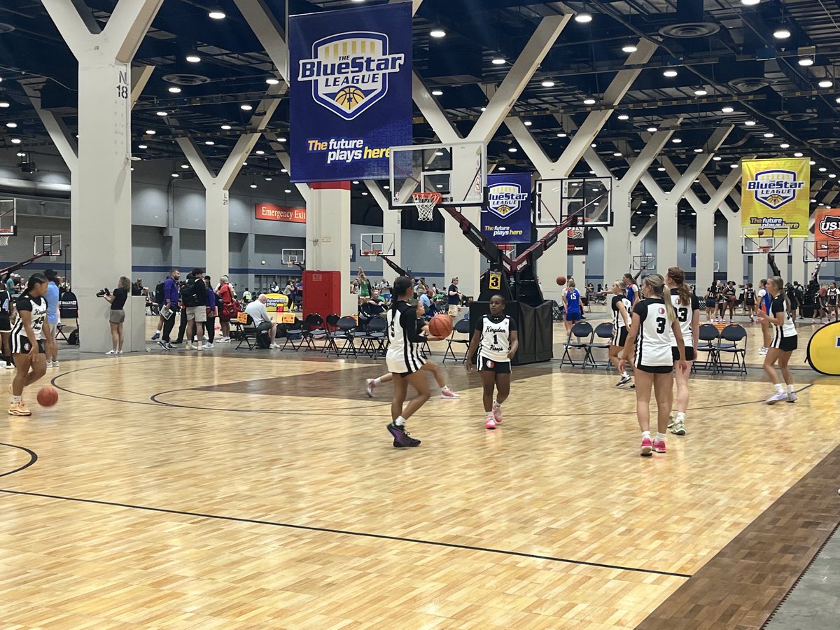 Mike Banks (@mikebankssr) on Twitter photo Just about go time at β¦<a href="/USJN/">USJN</a>β© Tournament of Champions in Chicago. Bring it β¦<a href="/averybball2027/">averybball2027</a>β© β¦<a href="/hoops_kingdom/">πππ£πππ€π’ ππ€π€π₯π¨</a>β© Just about go time at β¦<a href="/USJN/">USJN</a>β© Tournament of Champions in Chicago. Bring it β¦<a href="/averybball2027/">averybball2027</a>β© β¦<a href="/hoops_kingdom/">πππ£πππ€π’ ππ€π€π₯π¨</a>β©