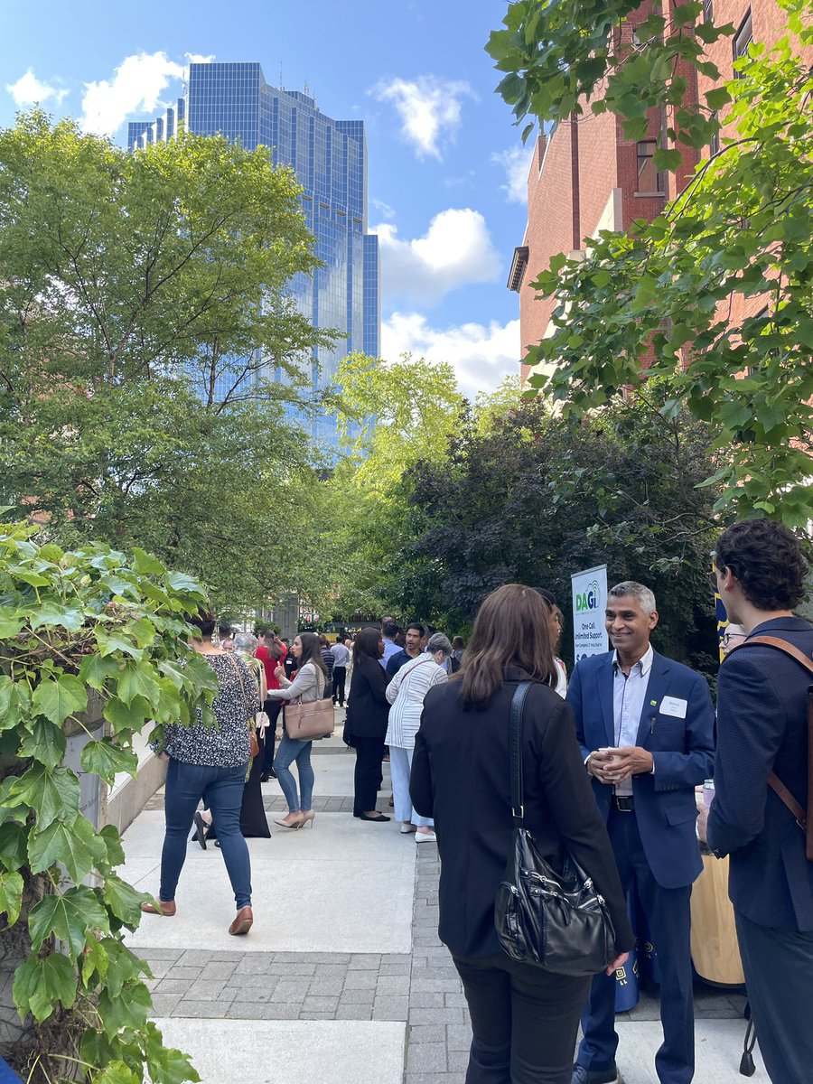 londonlibrary's tweet photo. 🌿 Tonight was a lovely evening in the Rotary Reading Garden at Central Library as we welcomed members of the @LdnOntChamber for Business After 5.

🌾 Did you know that you can book the Garden for your private event? We’d love to help you bring your event to life at the Library. https://t.co/xDvwmwG9Pa