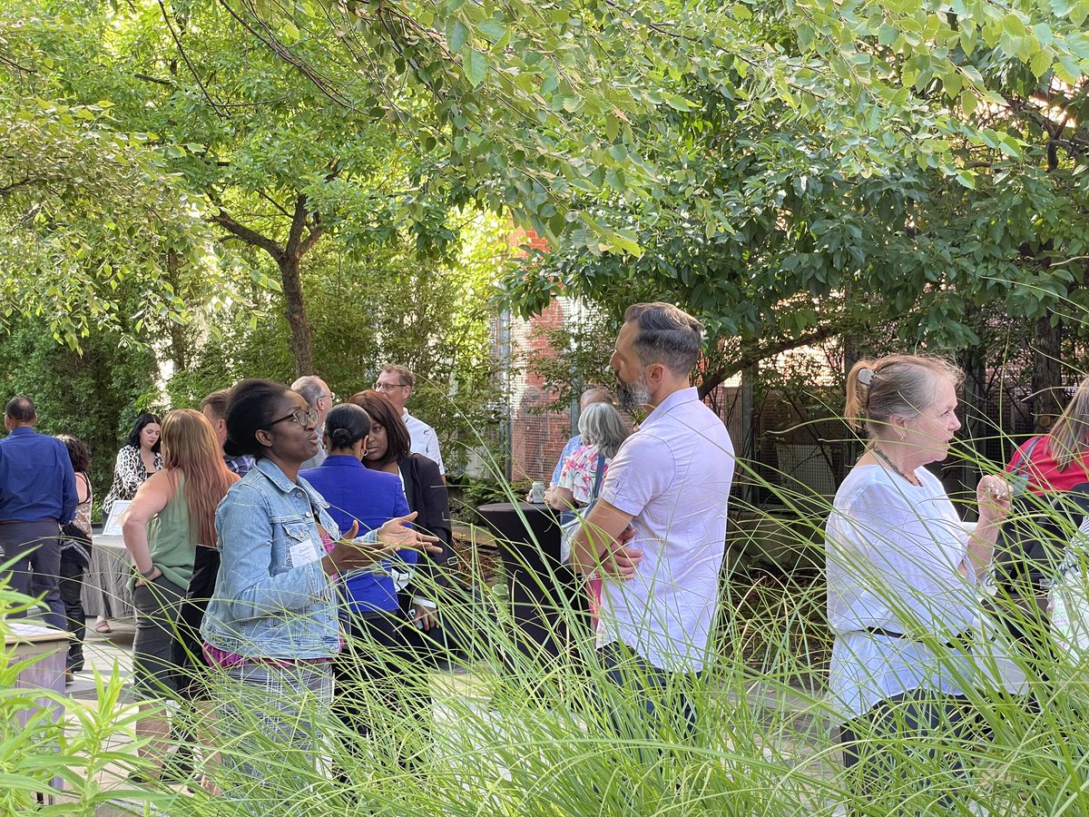 londonlibrary's tweet photo. 🌿 Tonight was a lovely evening in the Rotary Reading Garden at Central Library as we welcomed members of the @LdnOntChamber for Business After 5.

🌾 Did you know that you can book the Garden for your private event? We’d love to help you bring your event to life at the Library. https://t.co/xDvwmwG9Pa