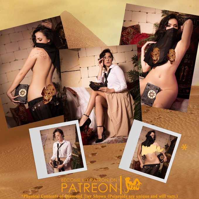 Watch Joanie Brosas ✈️ SDCC #814's leaked NSFW photo on TwXstars