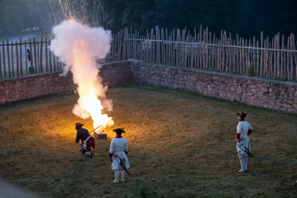 In a special evening tour tomorrow (07/20), experience the 1759 Siege of Carillon based on the eyewitness accounts on both sides of the lines. See the British and American provincial soldiers continue to dig their cannon batteries and guard their position even as mortar bombs