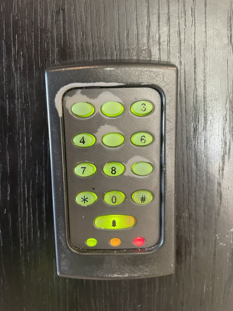 Ofisin giriş şifresi kaç yıldır değiştirilmedi acaba…