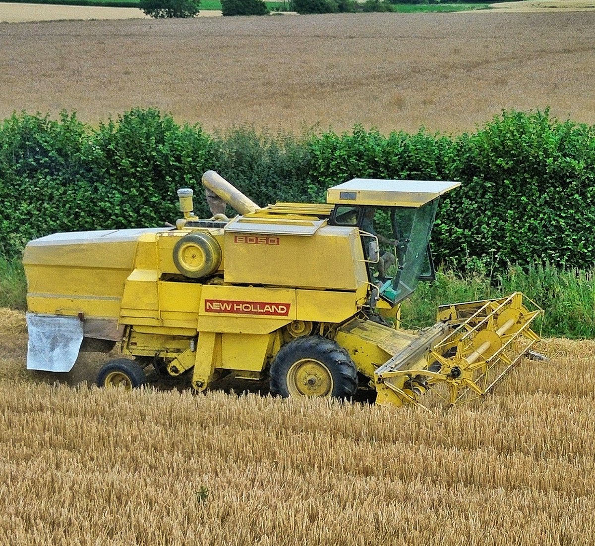 Shaun_Button_'s tweet photo. 📸😍 LOOK WHAT I FOUND YESTERDAY 😍📸
#newholland #newhollandcr #newhollandcr880 #winterbarley #barley #britainsfarmtoys #ernte #erntezeit #harvest2024 #harvest24 #harvest #combineharvesters #combineharvester #combine #mähdrescher #farm247 #farmingphotographydaily #farmingphotos https://t.co/XxsdSynhza