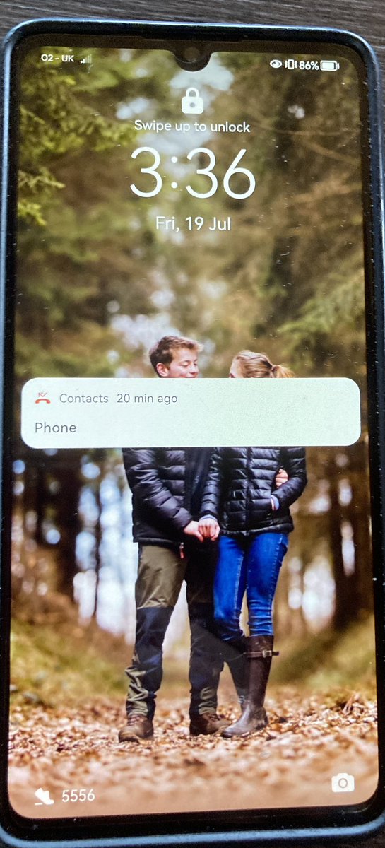 SeaJilly's tweet photo. Found a lost phone on Arran today. It was just off the path near the measured mile at Sannox. 
Handed in to Lamlash police this afternoon. 
Really hope you can be reunited. Pls retweet. https://t.co/w0vlmklaW7