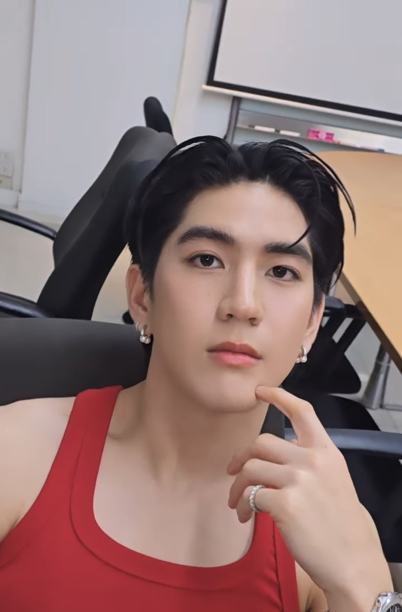 Jai_bx's tweet photo. สวย ขี้เหงา เอาแต่ใจ ยิ้มหวานน https://t.co/WbIsuqEveT