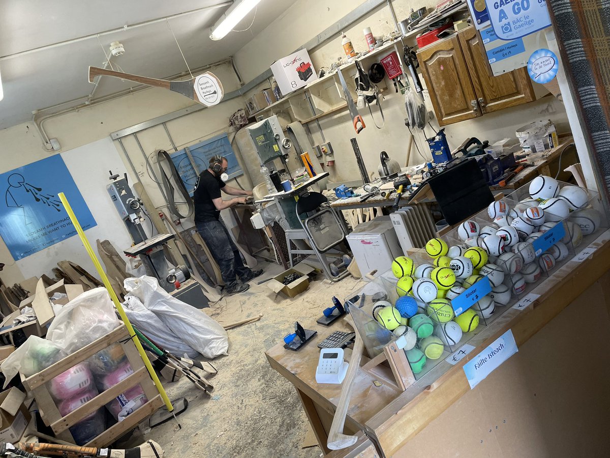 SC6980's tweet image. Dropped into see @hurleyfixer and picked up some timber to take back to the UK for my little girl and friends. We’ll be back!