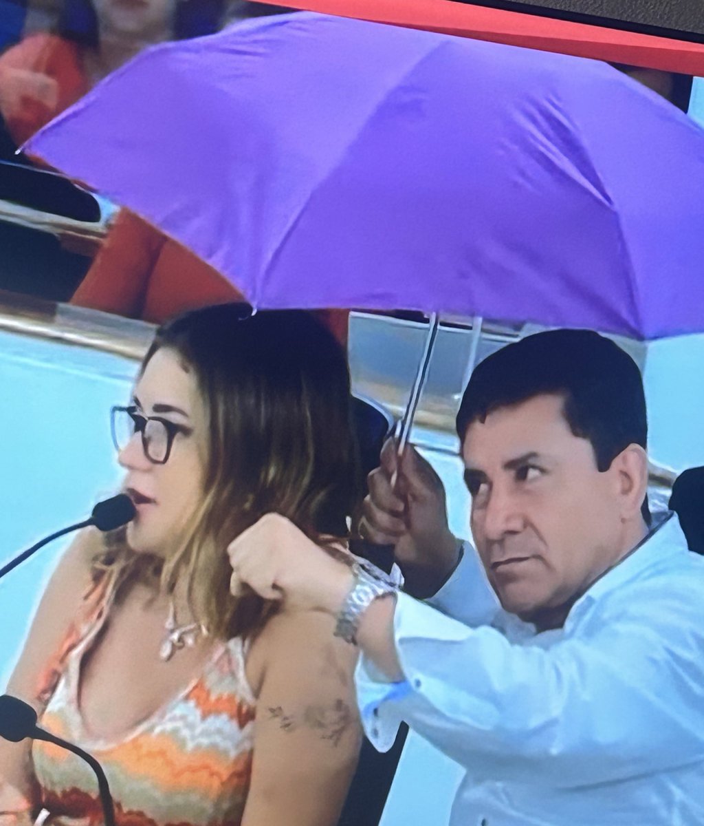 Jhon_f_ramos's tweet image. Mientras en #Bucaramanga los andenes en #cabecera cobran la vida de un adulto mayor, la #inseguridad se desborda, Los
Sicariato a suben a 75 en menos de 6 meses, la #corrupción hace de las suyas…
Y no me alcanza el tw para poner lo que muchos ya saben…
Este es el concejo  -.-