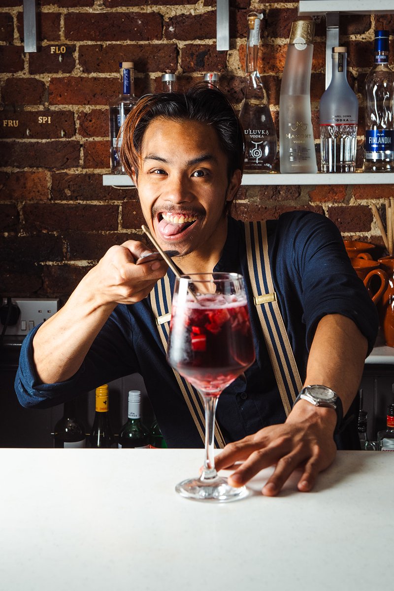 Did somebody say ‘sangria’? 🍷 Celebrate summer with our signature Spanish serve - the choice is yours between traditional, Prosecco, or rosé with seasonal fruit infused in our very own Soprano spirit mix, ready for you to savour every sip 😋