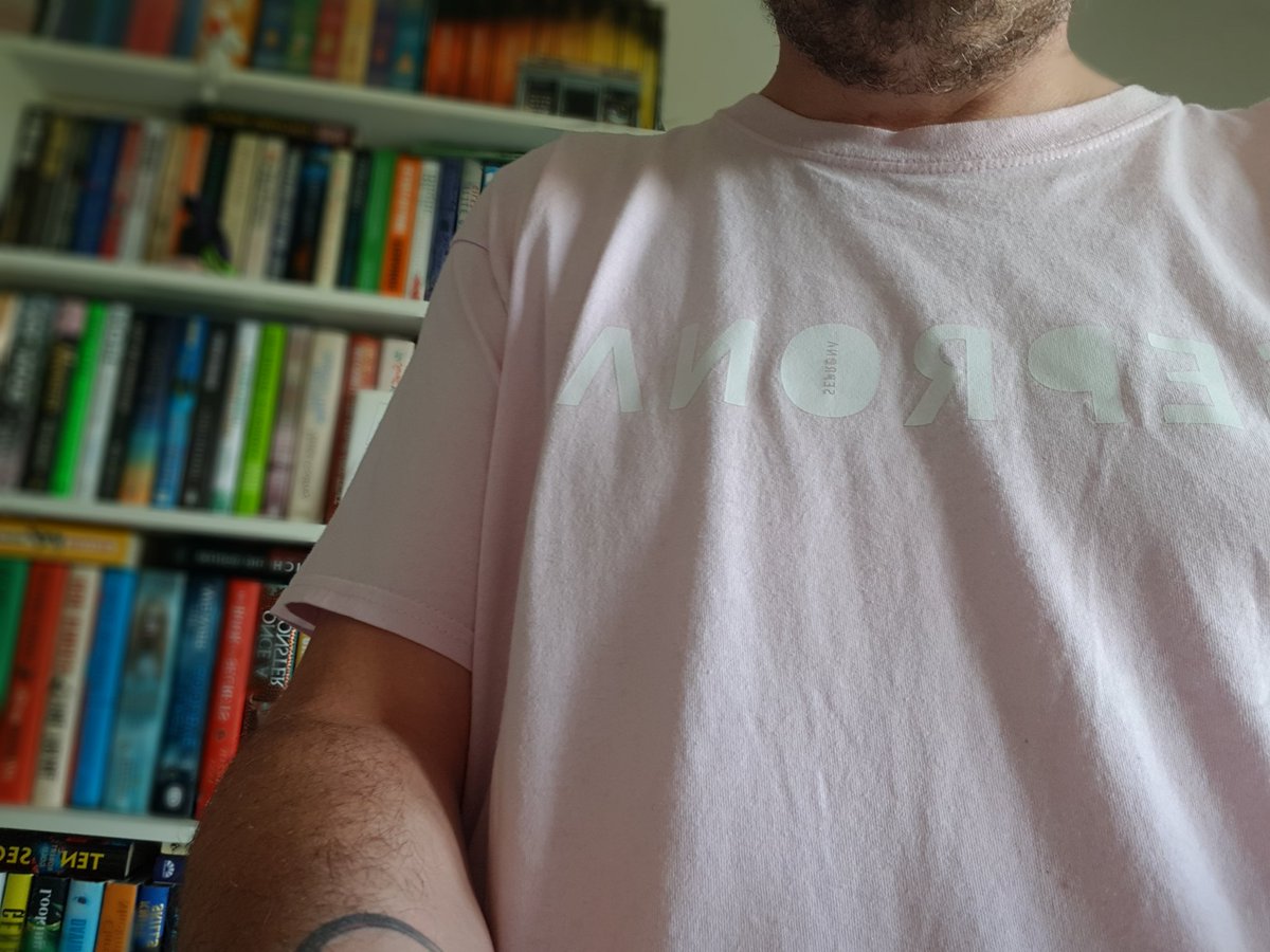 Algie..x tweet media