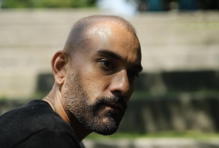 TorontoStarLife's tweet photo. Once passed over for being a 'brown queer guy,’ Toronto theatre star Qasim Khan is about to climb the Mount Everest of acting

🖊️ @glennsumi 

https://t.co/FQBwRYYDIF https://t.co/hTlColRuiM