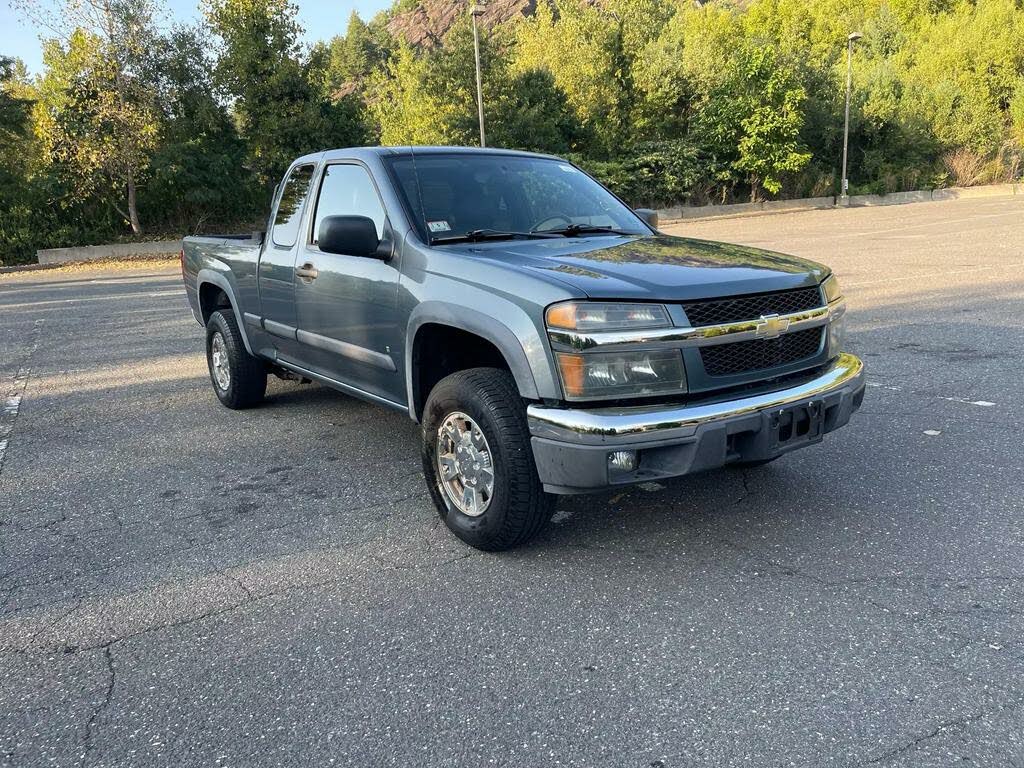 2002Silverado's tweet photo. @2005_silverado @XfinitySupport Please look at picture of son......He needs father Chevrolet Silverado still...... https://t.co/ElISl5AruO