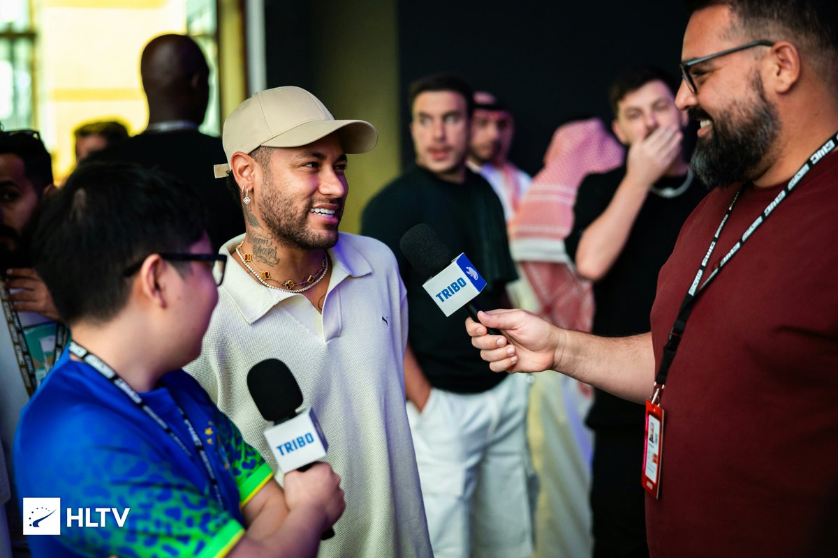 Neymar came to support FURIA at the EWC 💚🇧🇷