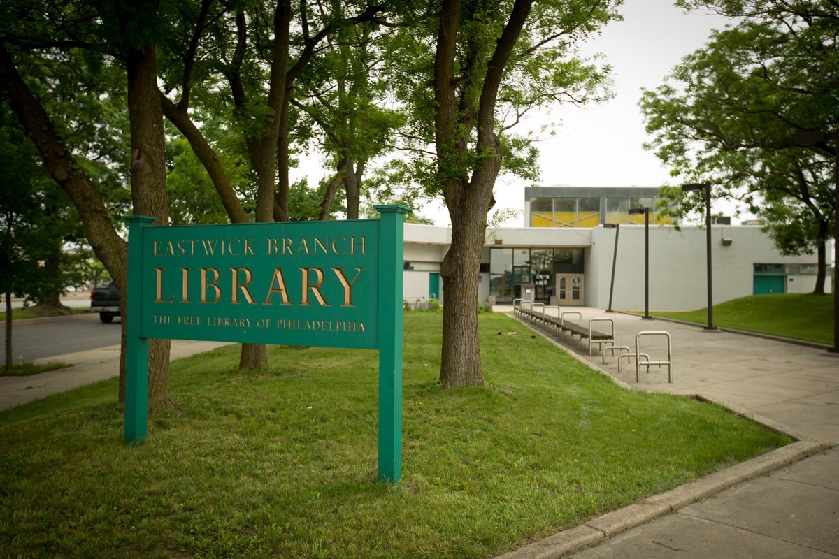 FreeLibrary's tweet photo. Happy #FreeLibraryFriday! Check out cool weekend events at your local library at https://t.co/7N19y8Fakf. https://t.co/1IHle8PyZb