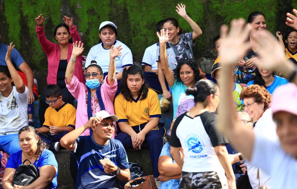 indeselsalvador's tweet photo. #PROADI 😃 |  Esta mañana llevamos a cabo el Festival Multideportivo del Programa de Academias Deportivas Inclusivas (PROADI), el cual tiene un registro de más 1,000 participantes.

#ConstruyendoElCamino https://t.co/W3HhyBALhZ
