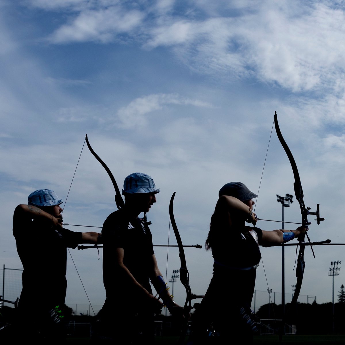archerygb tweet picture