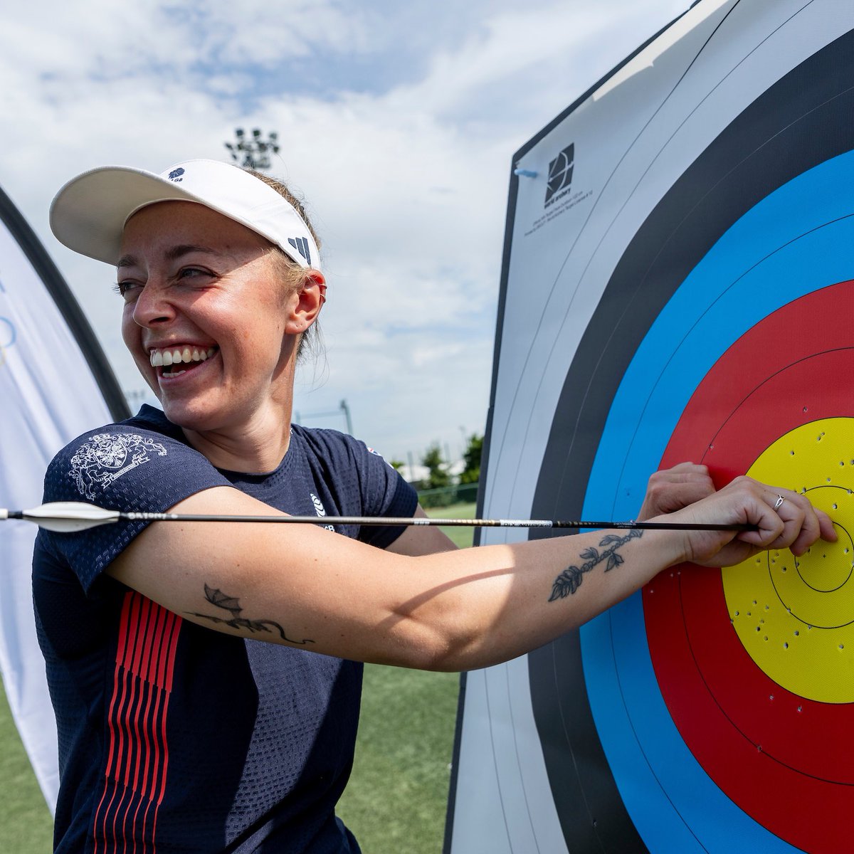 archerygb tweet picture