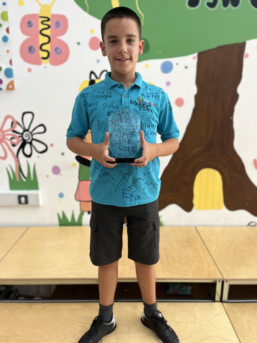 Llongyfarchiadau mawr i Cerith am ennill gwobr Jo Beavan Matcher eleni. Haeddiannol iawn! 

Massive congratulations to Cerith for winning the Jo Beavan Matcher prize this year. Well deserved. 

Da iawn ti! ⭐️🏆 👏 💙🩵