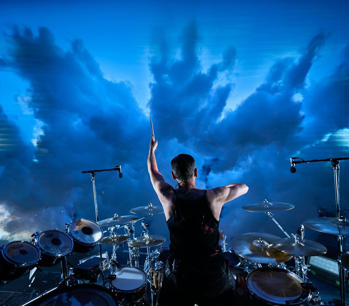 RammsteinUn's tweet photo. @jenskochphoto @RSprachrohr Photos: Rob Lewis Photography &amp; @jenskochphoto 

#Rammstein #EuropeStadiumTour2024 #Klagenfurt https://t.co/siSLaWVhxV