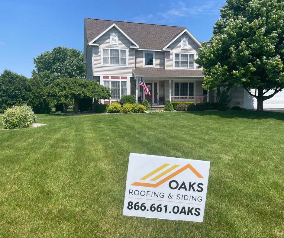 Ready to upgrade your home’s roof? Contact us today to schedule an estimate and see how Oaks Roofing &amp; Siding can protect and enhance your home’s curb appeal! #RoofReplacement #HomeImprovement #QualityRoofing 
📞
🌐 oaksroofingandsiding.com/contact/