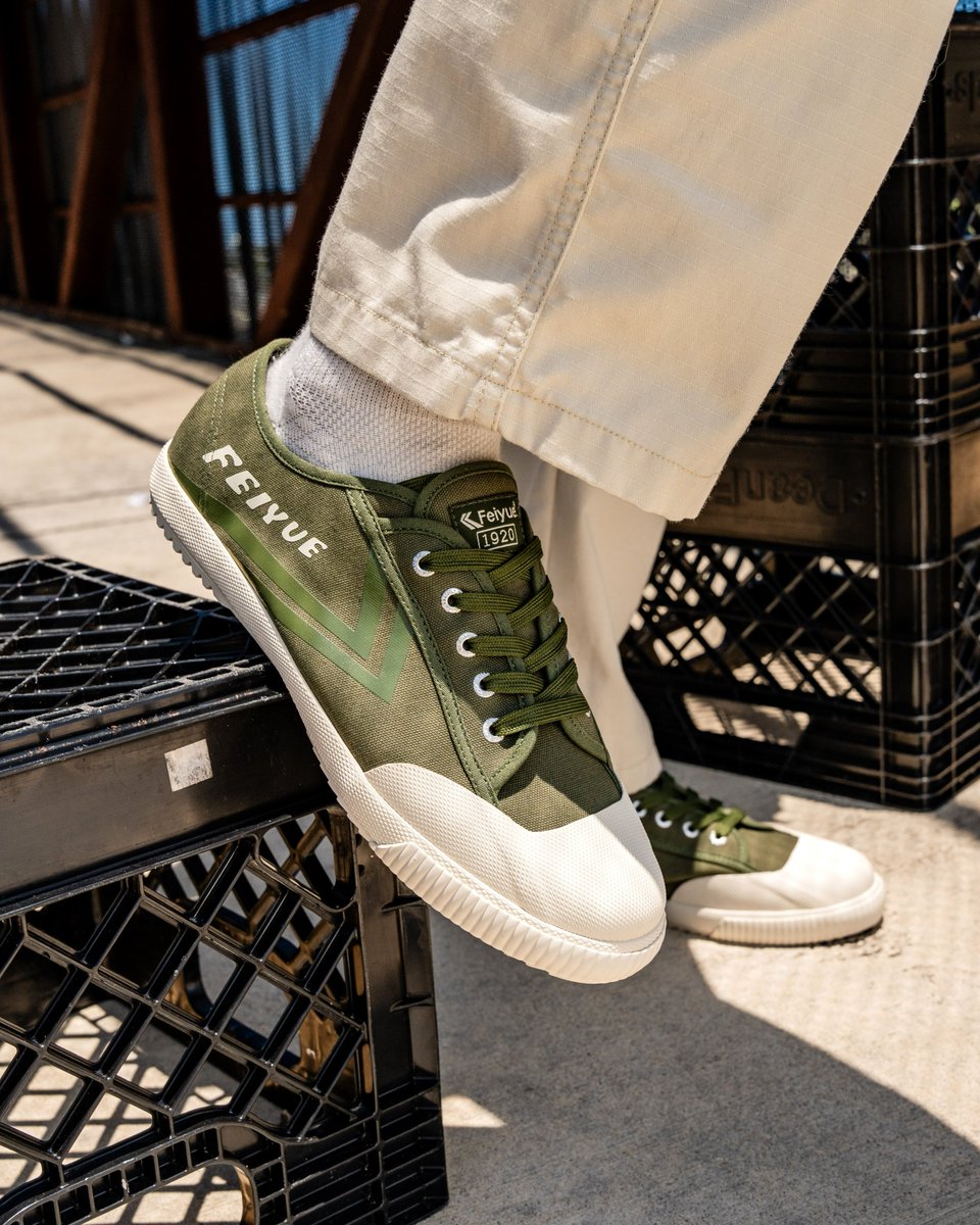 NEW DROP: The Iconic 1920 in Chive Green bit.ly/FeiyueNewRelea… 🔥 Designed for comfort and flexibility. Perfect for training and casual wear. 

#Feiyue #NewRelease #Sneakers