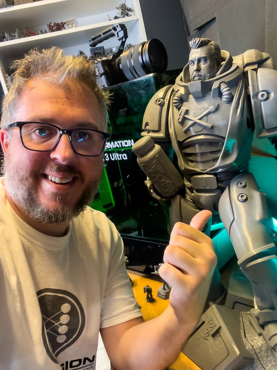 FauxHammerBlog's tweet photo. Just a reminder, the GKThree Ultra is big!!! And tonight I’m giving away 3 GKTwo Printers within 2 hours tonight!!! https://t.co/IYubtbaVsi #3dprinting #GKTWO #GKThree #Giveaway https://t.co/47JZ7Bs0pl