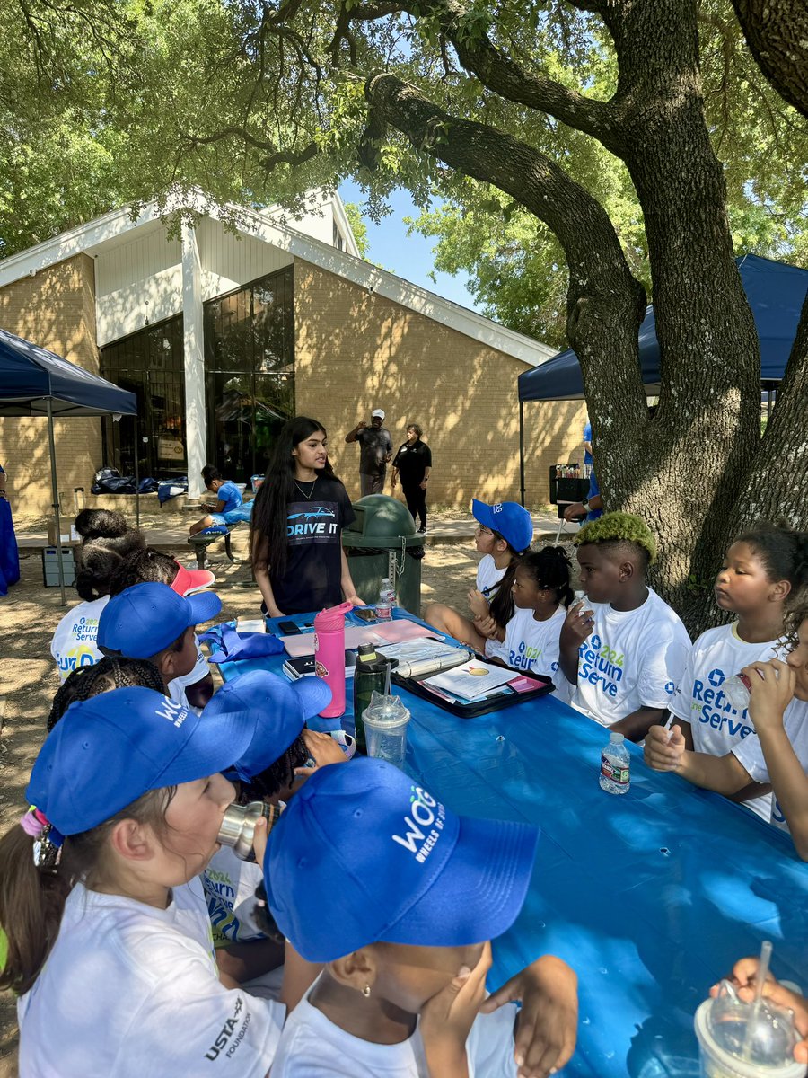 Dallasnjtl's tweet photo. CHASE event is LIVE here at Kiest Tennis Center!! 🤩🎾

@usta https://t.co/ItFZztVl6x