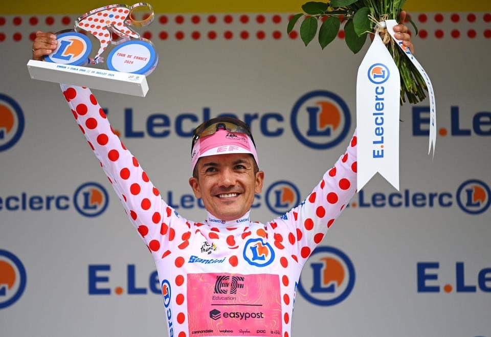 SbastienMlires1's tweet photo. 🇪🇨 El rey de la montaña. El hombre con más kilómetros en fuga del Tour de Francia 2024. El más combativo del día. El campeón olímpico ecuatoriano. 

El orgullo del Carchi tiene 31 años y se llama Richard Carapaz. https://t.co/YmmYmBirzH