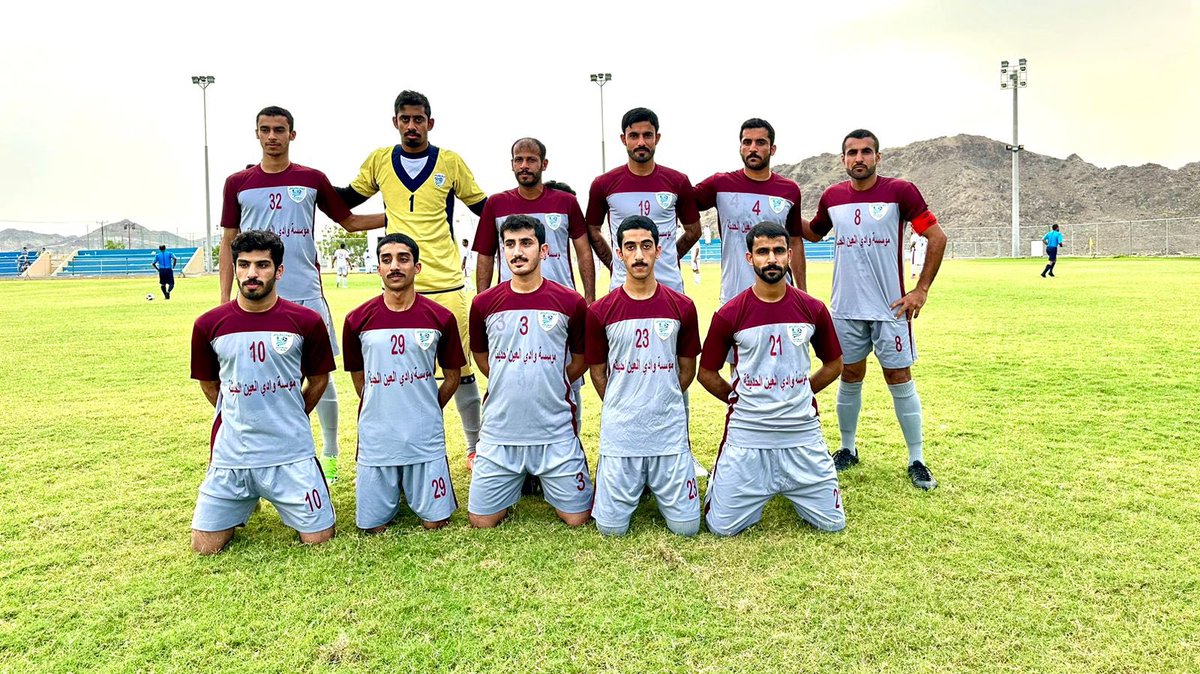 في إفتتاح مباريات الفريق في بطولة <a href="/TeamMuqniyat/">فريق مقنيات الرياضي</a> تغلب فريق الركزة على شقيقه فريق <a href="/ETE_muqniyat/">فريق اتحاد مقنيات</a> بنتيجة 2/1 ليتمكن الفريق من حصد النقاط الثلاث الأولى في البطولة. 

 #بطولة_مقنيات_الكروية_الثالثة_2024م