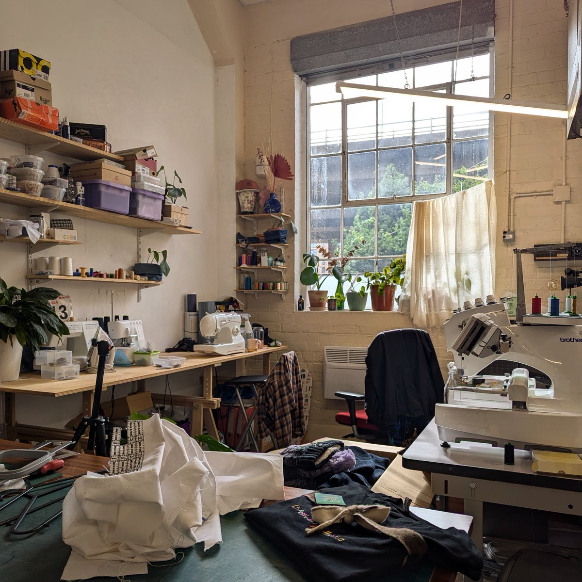 Here's my very messy studio at the end of a hectic week post holiday!

I'm grateful to every person I get to work with. Busy days bring me so much more joy than quiet ones. I'm happy that every day this week I've been able to make things that people want to spend their money on💛