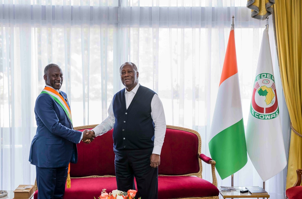 7infoci's tweet photo. Politique 🇨🇮 | Le président Ouattara réaffirme sa confiance envers Adama Bictogo, président de l'Assemblée nationale. https://t.co/20z9tSAyMy #7info #CIV225 https://t.co/xpT9Cup26D