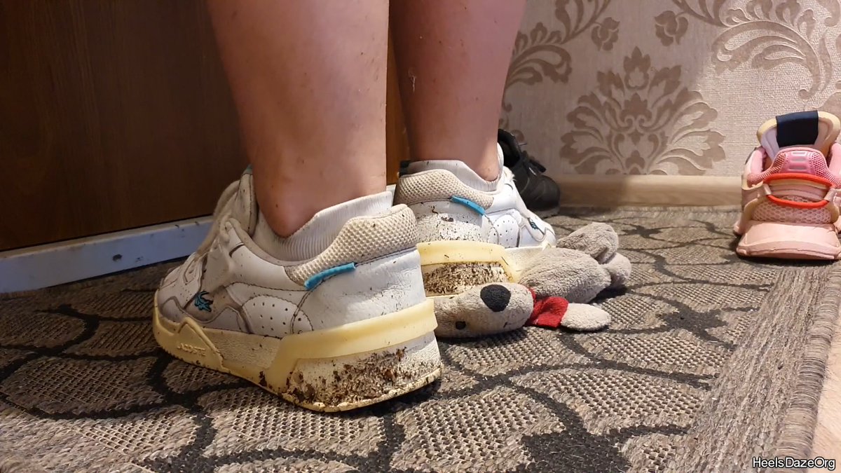 DazeOrg's tweet photo. https://t.co/AzVT7BagWT
#plushies #crush #crushfetish #c4s #clips4sale #heelsdazeorg #fetish #sneakers #trampling #candid #unawaregiantess #sneakerfetish #dirtysneakers #soles #doormat #domination #slavecrush #slavetrample #giantess #shoecleaning #adidas #Nike #reeboks #lacoste https://t.co/mW8Oqp4pSK