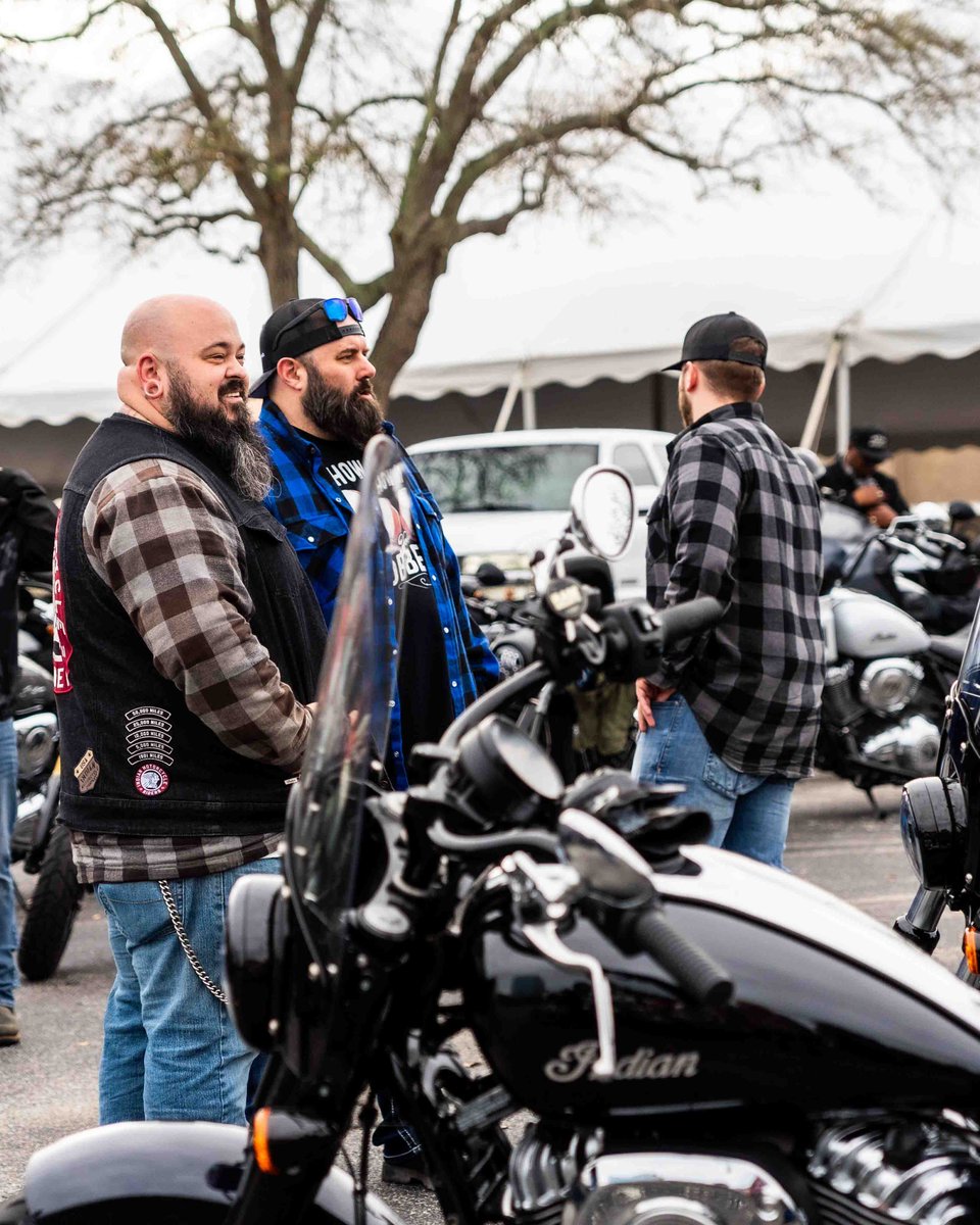 indianmotocycle's tweet image. Ride with us on August 24th to raise funds for families of fallen and disabled veterans in partnership with @FoldsOfHonor.

Check with your local Indian Motorcycle Riders Group and find a ride nearest to you now at bit.ly/IMRGCharityRide  

#indianmotorcycle #foldsofhonor