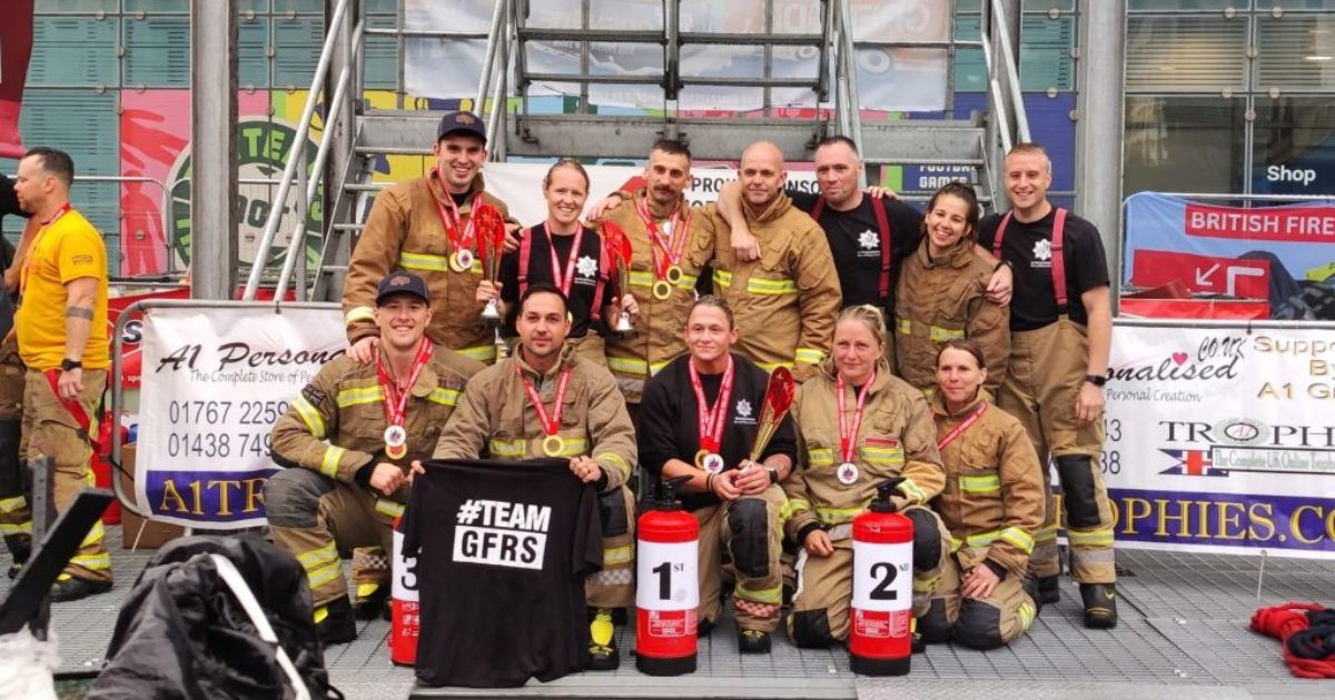 ⭐ Fundraiser Friday! | A team of wholetime and on-call firefighters from <a href="/Glosfire/">Gloucestershire Fire and Rescue Service</a> are taking on the British Firefighter Challenge next week, and are raising funds for us! 👏🎉

We're wishing the very best to all 23 of them: ow.ly/5ARZ50SEhrT 👨‍🚒🚒 <a href="/TeamGB_Fire/">FirefighterChallenge</a>