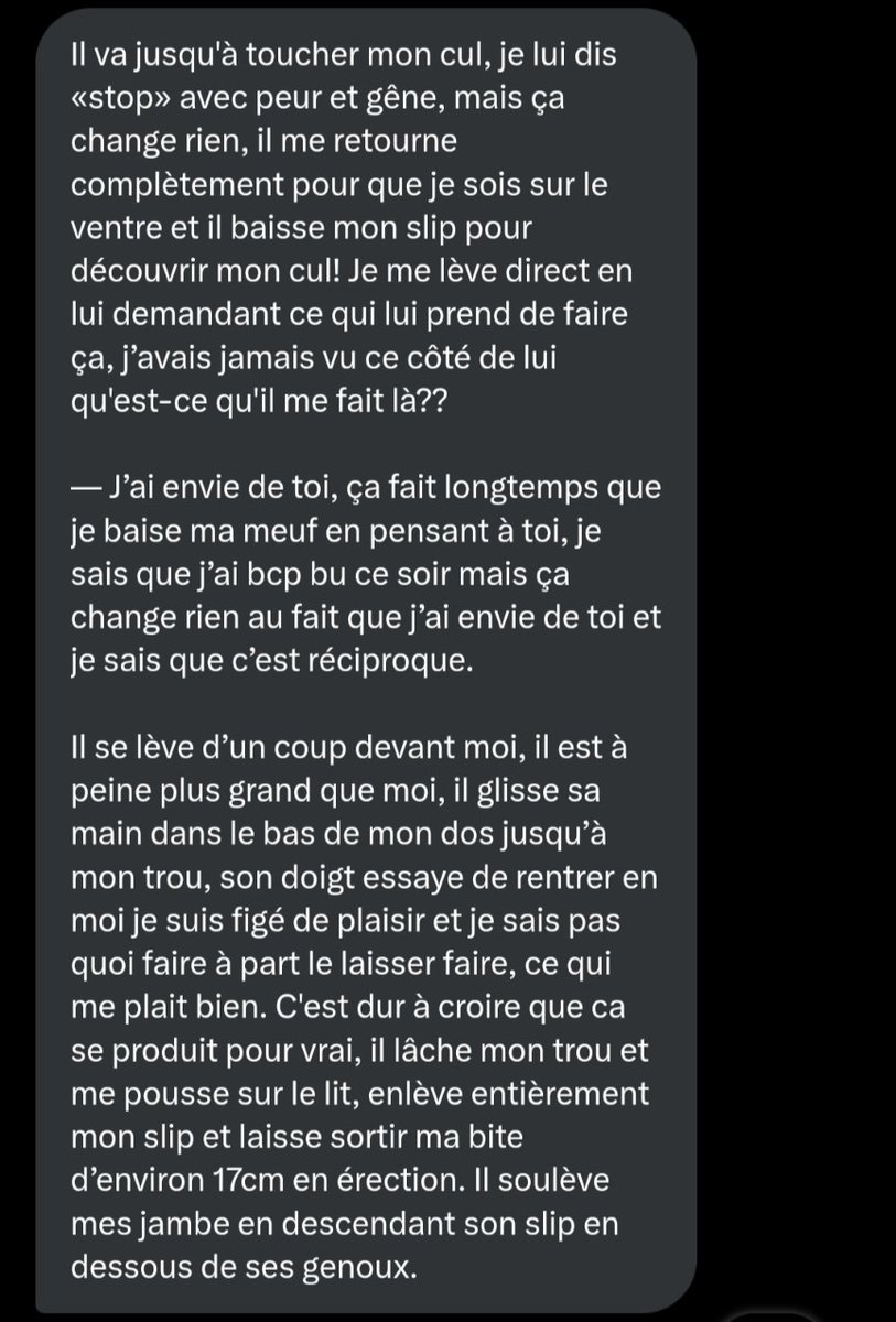 confessionlgbt1's tweet photo. Un jeu de la bouteille qui tourne bien 🥵 2/2 https://t.co/BLqbRevkKK