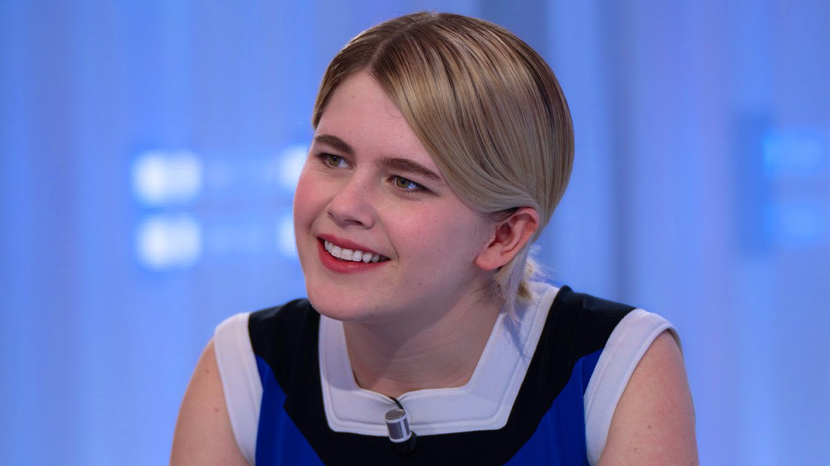 ☁️ La sanction est tombée pour Zaho de Sagazan. Comme l'a répéré <a href="/closerfr/">Closer France</a>, la chanteuse a totalement disparu des ondes d'Europe 2, Europe 1 et RFM, quinze jours après avoir envoyé "un gros f*ck à Cyril Hanouna".

Depuis le début d'année, la chanteuse avait son titre La symphonie