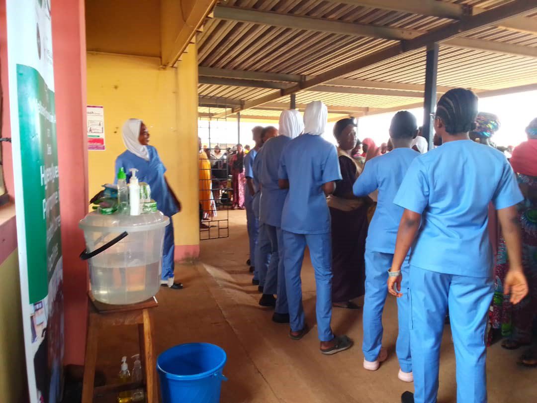 wellbeingafrica's tweet image. The Wellbeing Foundation Africa’s #TEACHCLEAN Initiative, in collaboration with the @DettolNigeria Hygiene Quest Program, is dedicated to educating healthcare workers, mothers, and facility cleaners on the critical importance of Infection Prevention and Control (IPC).