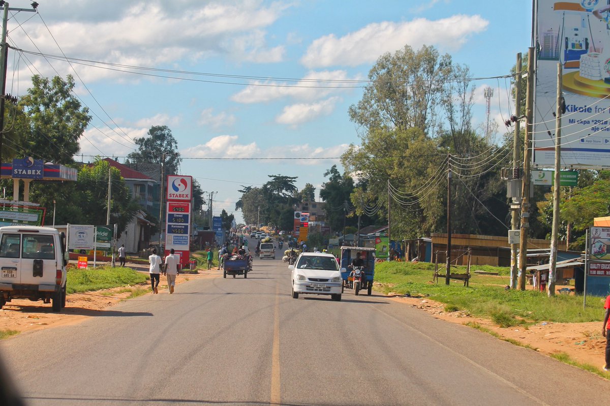RadioPacisnews's tweet photo. Which part of Arua city is this?

#KnowYourArea #LetsGoGreen #PeaceOfChristForAll https://t.co/7LjLlmoHqn