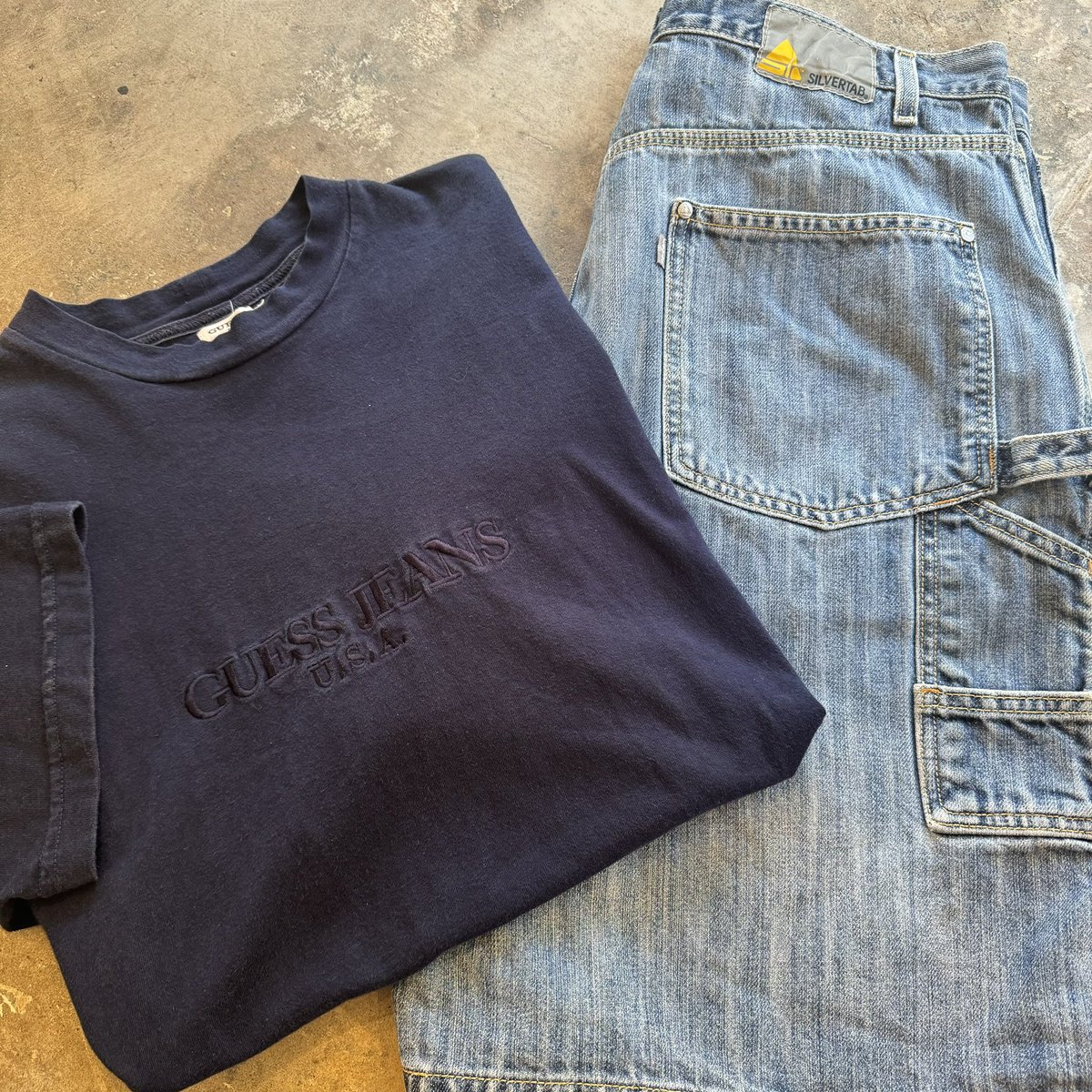 vnpgallery's tweet photo. ITS FRIDAYYYY🎉🎉

COME STOP BY ON THIS BEAUTIFUL DAY OUTSIDE☀️
HERE’S SOME NEW ITEMS N MORE🔥😎

Here till 8pm!
🛍️Come shop with us today🛍️

427 Peoples St🏝️ https://t.co/NoAs16Vj0Z