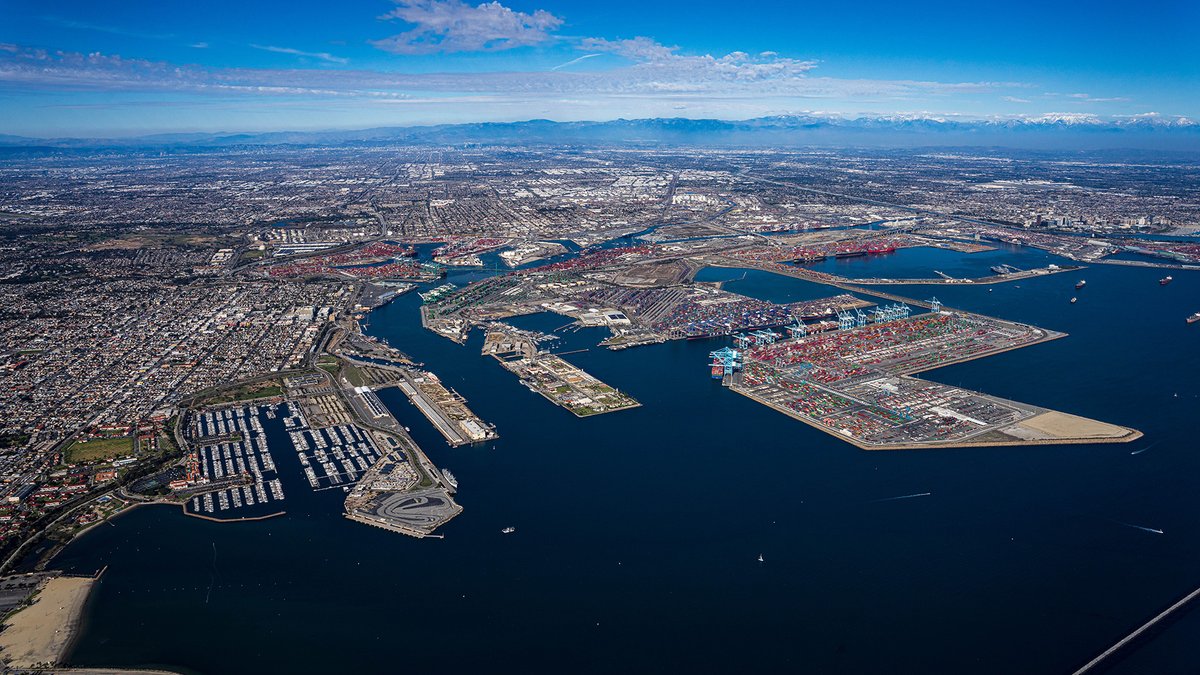 Port of Los Angeles (@portofla) on Twitter photo 🟢Port of Los Angeles fully operational; all container terminal gates clear after CrowdStrike/Microsoft global outage. portoflosangeles.org/business/termi… 🟢Port of Los Angeles fully operational; all container terminal gates clear after CrowdStrike/Microsoft global outage. portoflosangeles.org/business/termi…