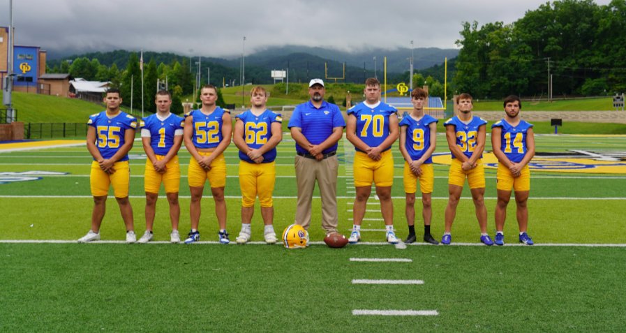 2024 Seniors. Quality over Quantity. Can't wait to go to battle with these guys this season. #MtnTough