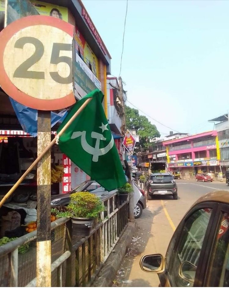 Chaarvaakan tweet media
